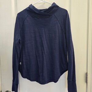 Under Armour HeatGear Loose Fit Hooded Long-Sleeve Shirt Womens Sz M